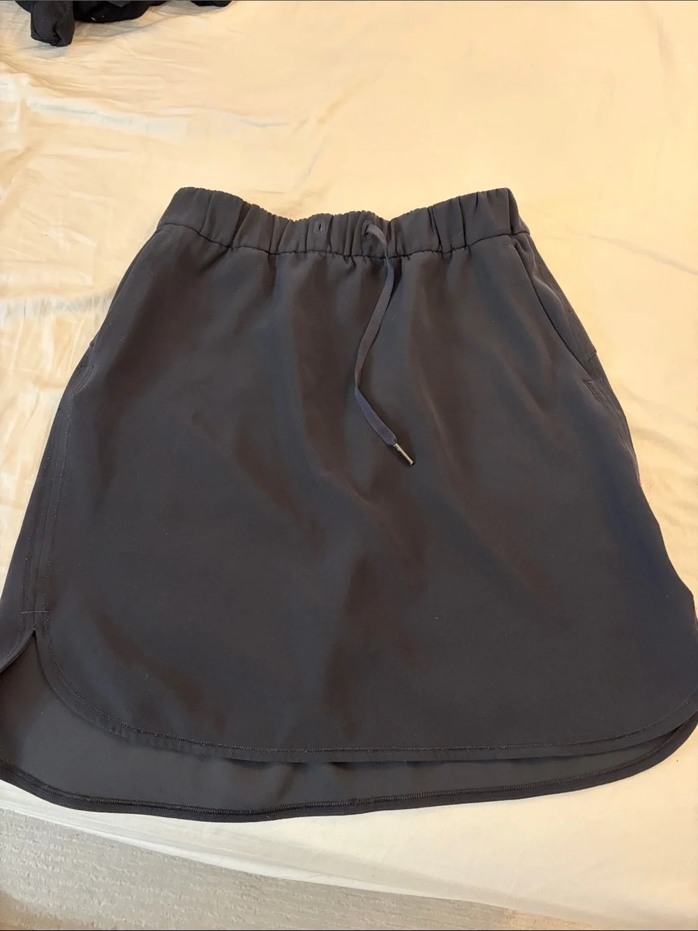 Lululemon black short Athletic Drawstring Skirt